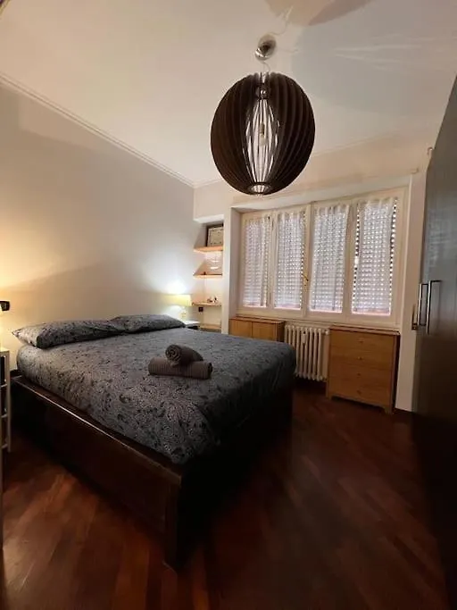 Center Rome A Pochi Passi Dal Colosseo Apartment 0*,