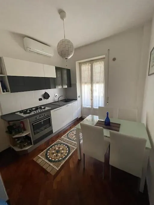 Center Rome A Pochi Passi Dal Colosseo Apartment 0*,  Italy
